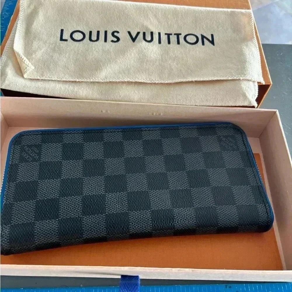 LOUIS VUITTON Damier Graphite Blue Vasco Zippy Wallet- full inclusion - box. Bag - Picture 7 of 16